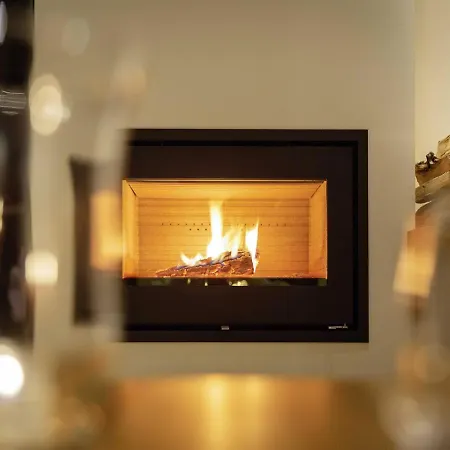 Reetland Am - Luxus Reetdachvilla Mit 3 Schlafzimmern, Sauna Und Kamin E07 * Dranske