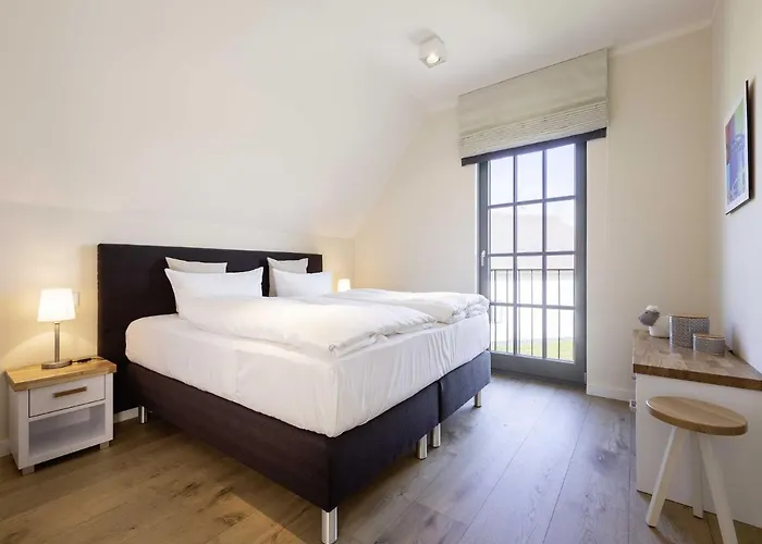 펜션 Reetland Am - Luxus Reetdachvilla Mit 3 Schlafzimmern, Sauna Und Kamin E07 *